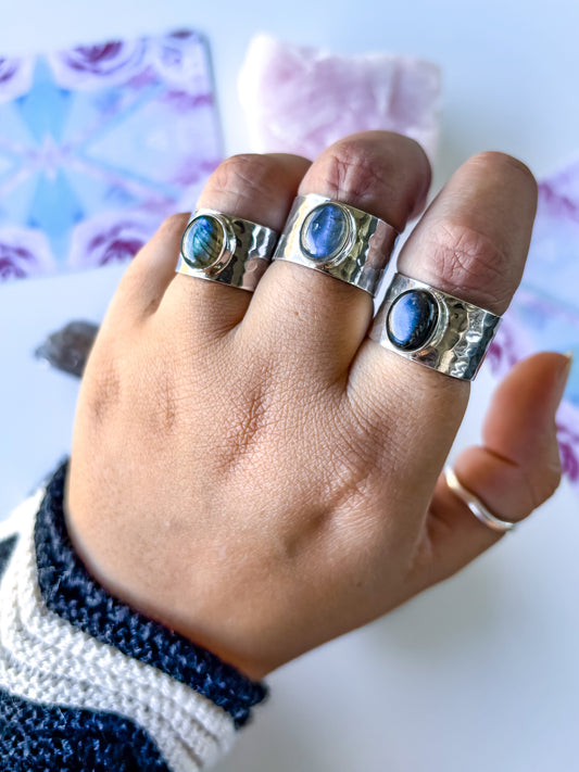 Anillo Tanika